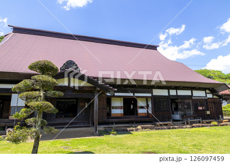 小原宿本陣の母屋と松の木 小原宿本陣の母屋と松の木 126097459