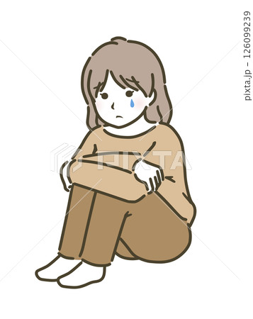 膝を抱えて泣く若い女性（私服） 126099239