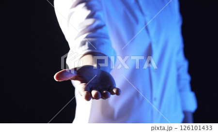 Digital innovation and smart work for a data-driven future. Strategic investment analysis and business growth. 126101433