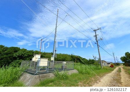 波照間島の日本最南端のアメダスレーダー（地域気象観測システム） 126102217