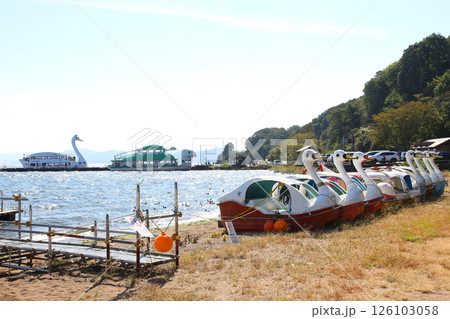 猪苗代湖　猪苗代観光船　猪苗代　はくちょう丸　長浜　湖畔　かめ丸　白鳥ボート　湖　福島県　翁沢 126103058