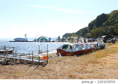 猪苗代湖　猪苗代観光船　猪苗代　はくちょう丸　長浜　湖畔　かめ丸　白鳥ボート　湖　福島県　翁沢 126103059