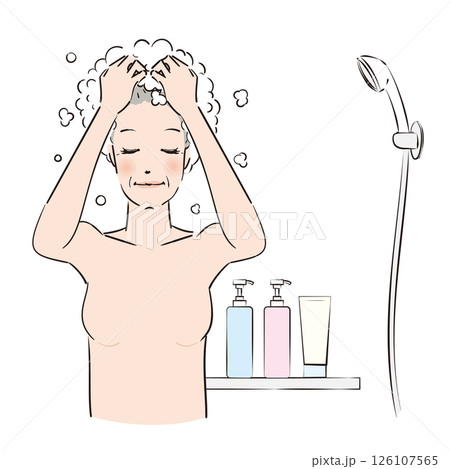 シャンプーを泡だてしっかり洗髪する女性 126107565