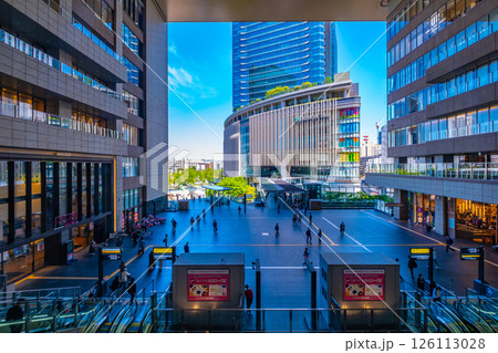 大阪駅エントランスとグランフロント大阪 126113028