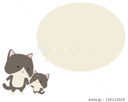 手をつなぐ笑顔のハチワレ猫親子。吹き出し付き 126113029