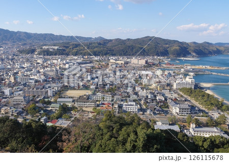 三熊山 洲本城から望む洲本市の眺望 三熊山 洲本城から望む洲本市の眺望 126115678