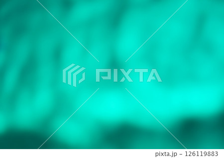 グリーンカラー系水の揺らぐ影のイメージ　(写真素材) 126119883