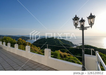 ヴィラ・サントリーニ（高知県土佐市）とそこからの眺め＊エーゲ海をイメージしたリゾートホテル 126120912