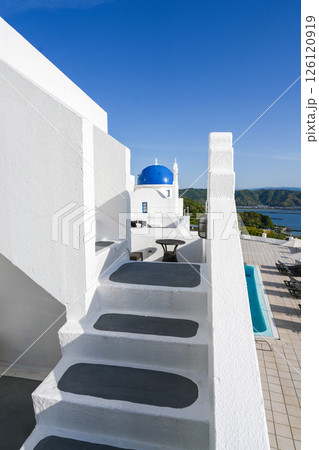 ヴィラ・サントリーニ（高知県土佐市）とそこからの眺め＊エーゲ海をイメージしたリゾートホテル 126120919