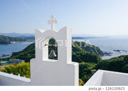 ヴィラ・サントリーニ(高知県土佐市)とそこからの眺め*エーゲ海をイメージしたリゾートホテル ヴィラ・サントリーニ(高知県土佐市)とそこからの眺め*エーゲ海をイメージしたリゾートホテル 126120923