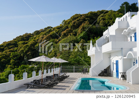 ヴィラ・サントリーニ（高知県土佐市）とそこからの眺め＊エーゲ海をイメージしたリゾートホテル 126120945