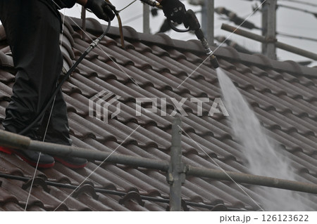 屋根の高圧洗浄 瓦 葺き替え 漆喰 屋根の高圧洗浄 瓦 葺き替え 漆喰 126123622