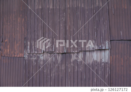 古いトタンの壁 126127172