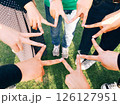 星マークの手 126127951
