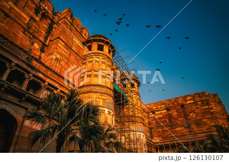 アーグラ城塞の外壁 126130107