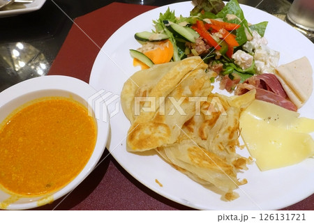 マレーシア・ロティーの朝ごはん マレーシア・ロティーの朝ごはん 126131721