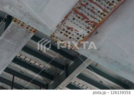 箱型桁の塗装剝がれ 126139358