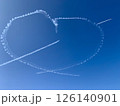 青空に描かれたハートの軌跡 126140901
