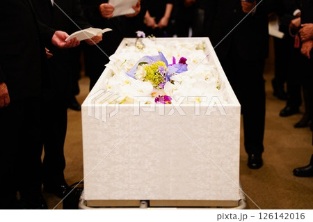 お別れの儀 お別れの儀 126142016