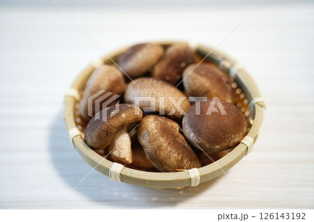 椎茸の豊かな味わい	 126143192