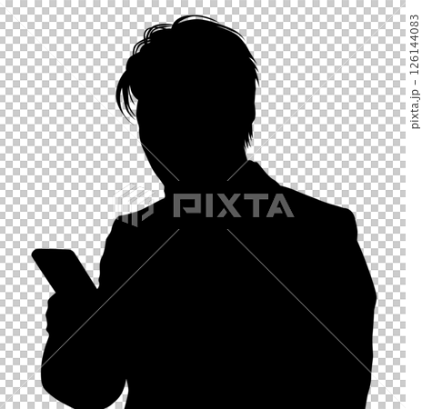 看著智能手機的商人的剪影 126144083