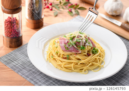 鰹のペペロンチーノパスタ 鰹のペペロンチーノパスタ 126145793