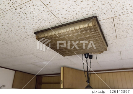 昭和の古い照明器具 126145897