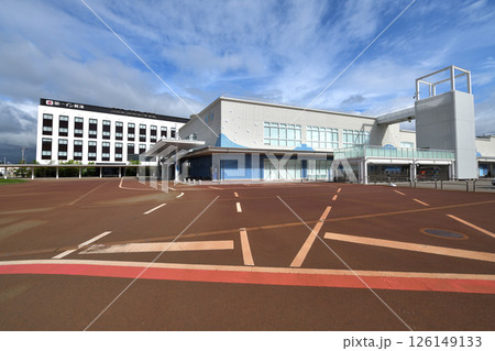 クロスベイ新湊　富山県射水市観光交流センター 126149133