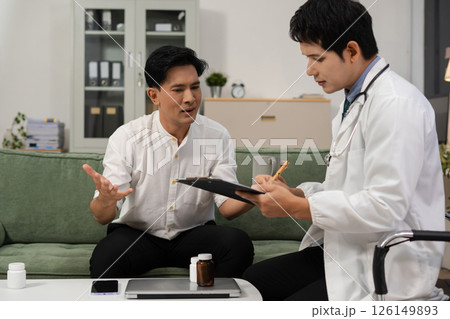 Stressed patient are treated by a psychologist or psychiatrist in a psychiatric clinic or hospital. Patients reported symptoms of depression, stress, irritability, and life problems. Stressed patient are treated by a psychologist or psychiatrist in a psychiatric clinic or hospital. Patients reported symptoms of depression, stress, irritability, and life problems. 126149893