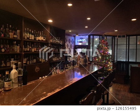 落ち着いた雰囲気のあるBAR 126155495