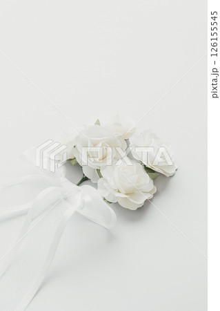 喪中はがき　白い花 126155545