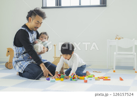 保育所と男性保育士　　 126157524
