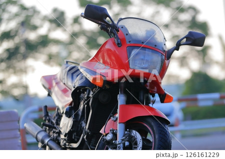 オートバイ　イメージ 126161229