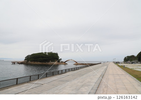 海沿いの綺麗な公園 海沿いの綺麗な公園 126163142