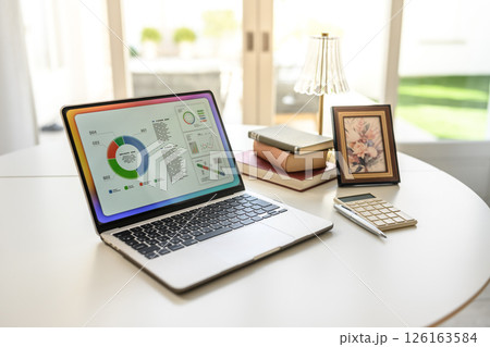 データが表示されたPC 126163584