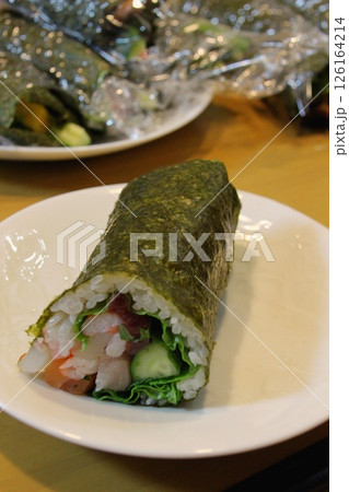 とても美味しい手作り海苔巻き とても美味しい手作り海苔巻き 126164214