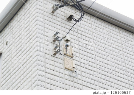 電気の引き込み　ビル　引き込み線 126166637