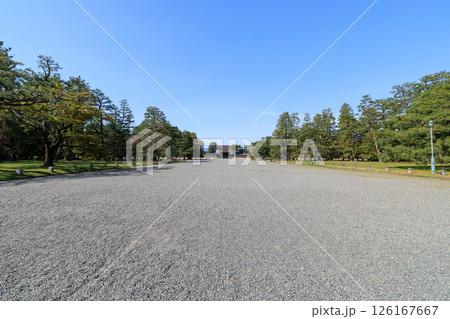 春の京都御所 建礼門 (京都府京都市上京区) 春の京都御所 建礼門 (京都府京都市上京区) 126167667