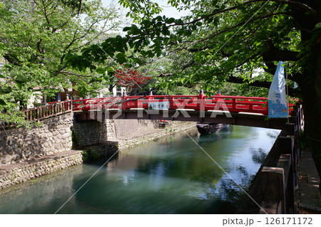岐阜県大垣市　水門川の住吉橋 126171172