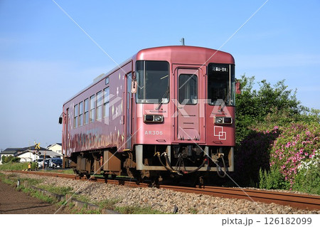 【甘木鉄道】AR300形（甘木線：西太刀洗〜山隈） 126182099