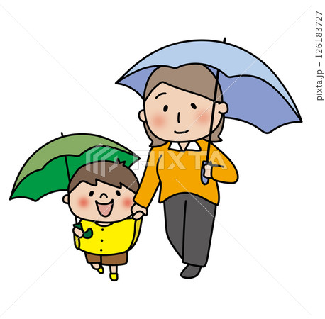 傘をさして手を繋ぐママと息子 126183727