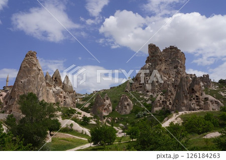 トルコ カッパドキアのウチヒサル 126184263