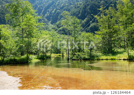 ＜長野県＞上高地の絶景　田代池 126184464