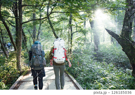 ＜長野＞上高地　トレッキング 126185036