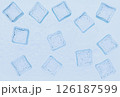 氷のキューブの集合 126187599