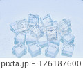 氷のキューブの集合 126187600