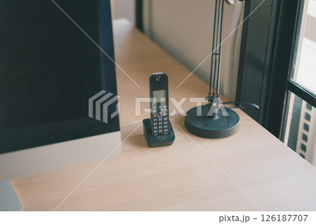 職場の電話機の子機 126187707