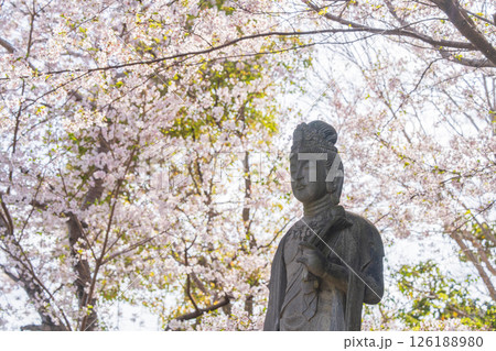 【第1番札所】桜咲く霊山寺　縁結び観音【四国八十八箇所】 126188980