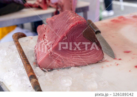 生マグロの解体ショー 生マグロの解体ショー 126189142