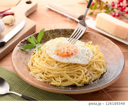 イタリア庶民に人気 貧乏人のパスタ ポヴェレッロ イタリア庶民に人気 貧乏人のパスタ ポヴェレッロ 126189349